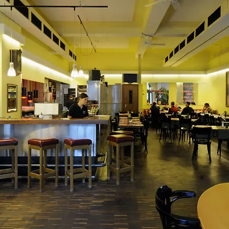 National Hotel Berna